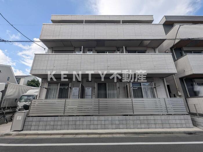 建物外観　外観は落ち着いています