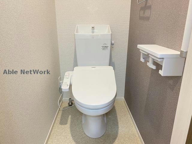 トイレ　※同物件別部屋