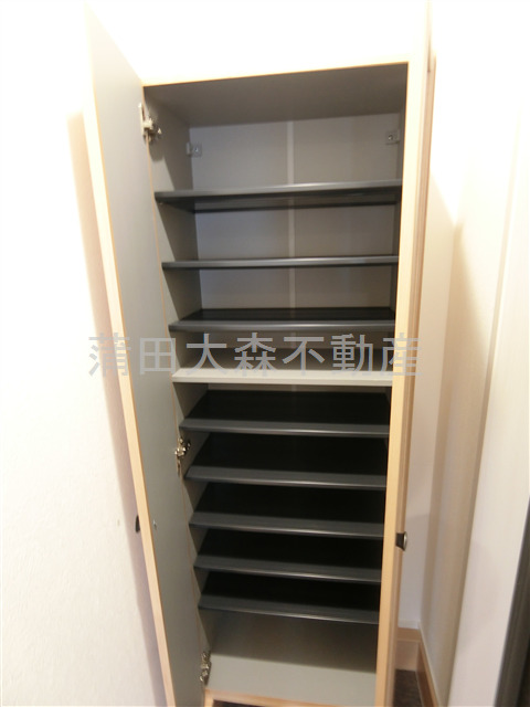 その他設備　玄関収納