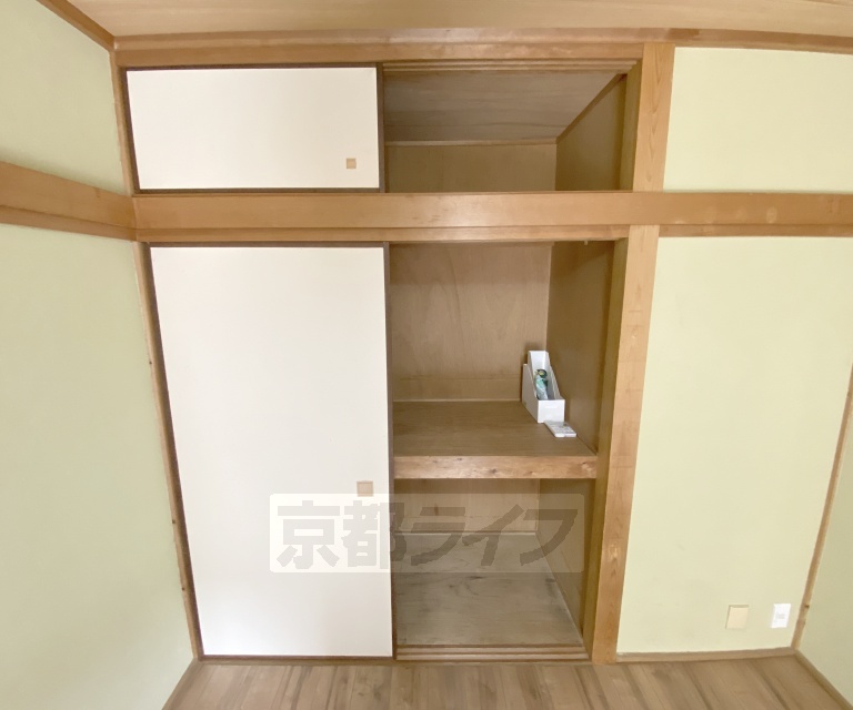 収納　他にも収納スペース有り