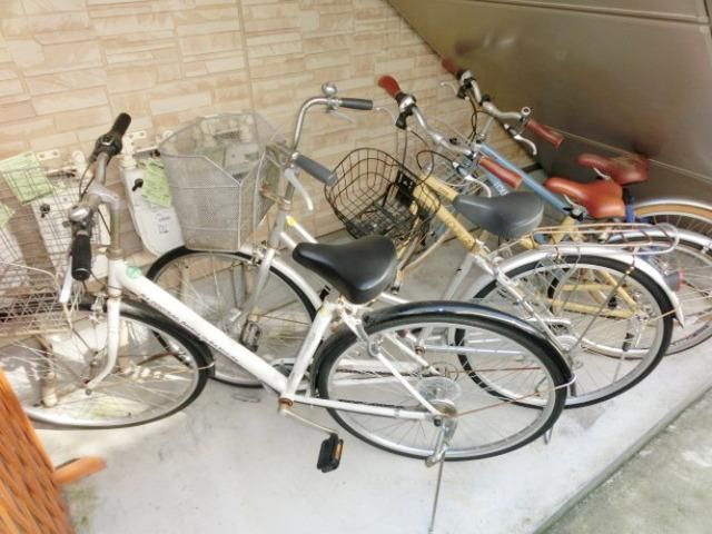 駐車場　駐輪スペース