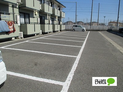 駐車場　駐輪場