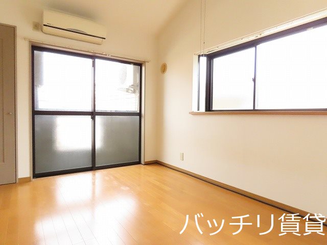 バルコニー　同型タイプの為、現状を優先致します。