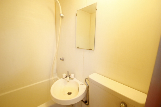 洗面設備　※別部屋の写真です