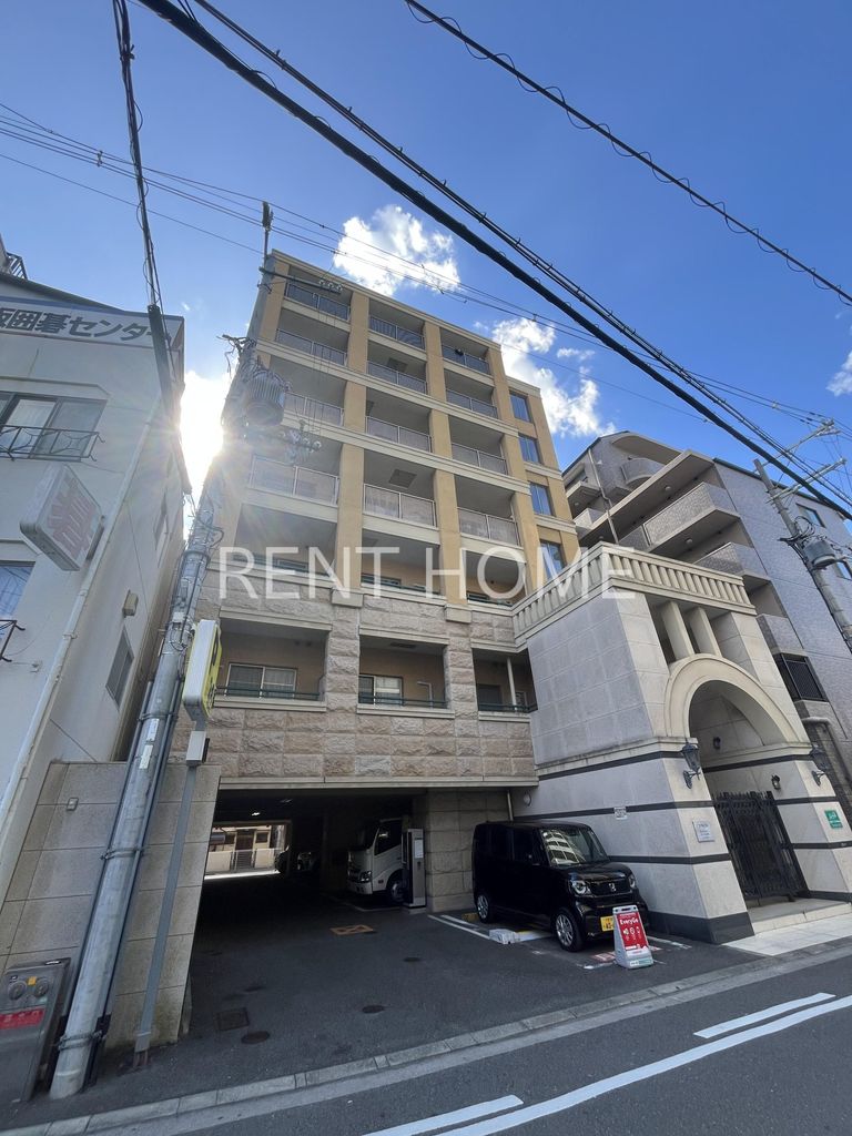 建物外観　RC造の高級感のある外観です。
