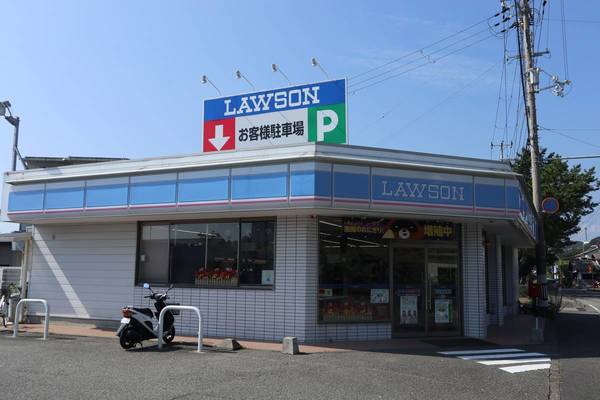 コンビニ　ローソン（コンビニ）まで200m