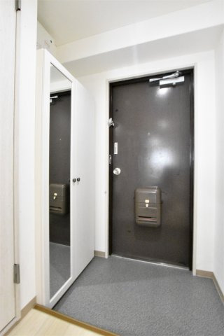 玄関　同物件、類似間取りのイメージ写真です