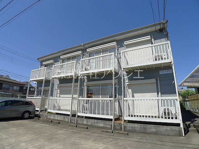 建物外観　メゾンシャトウのご紹介は住まいの窓口　アソシエへお任せくださ
