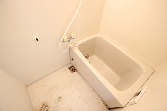 バス・シャワールーム　※他部屋の写真です。