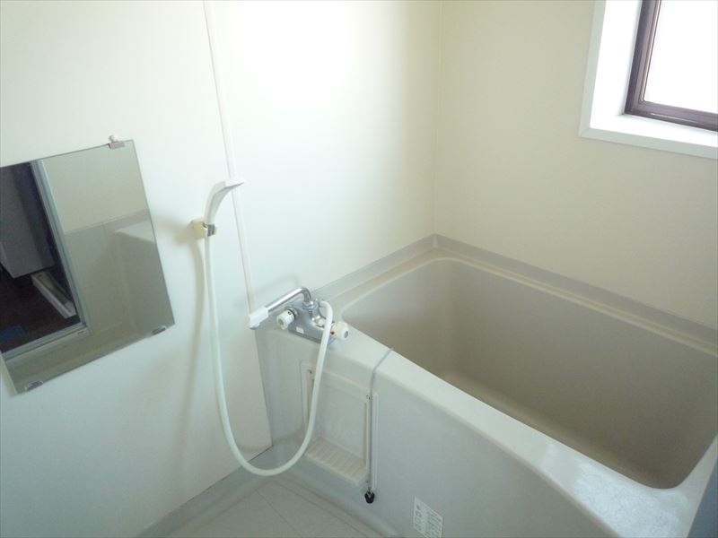 バス・シャワールーム　※写真は同物件の別部屋です