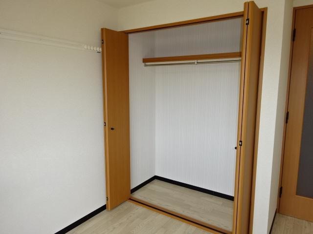 収納　クローゼット