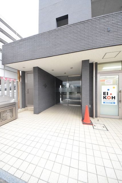エントランス　エントランス入り口
