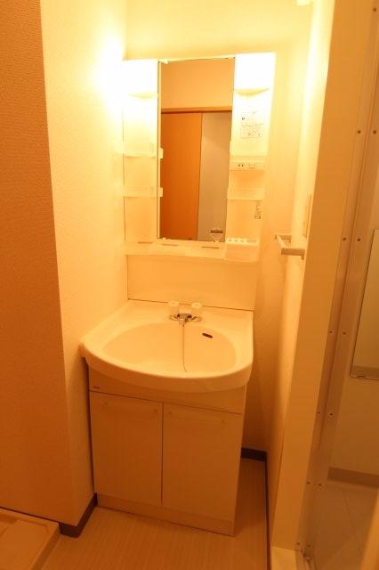 洗面設備　※同仕様写真になります。