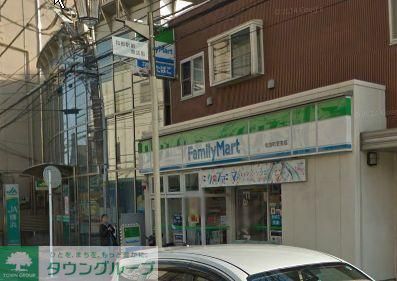 コンビニ　★★ファミリーマート（コンビニ）まで374m