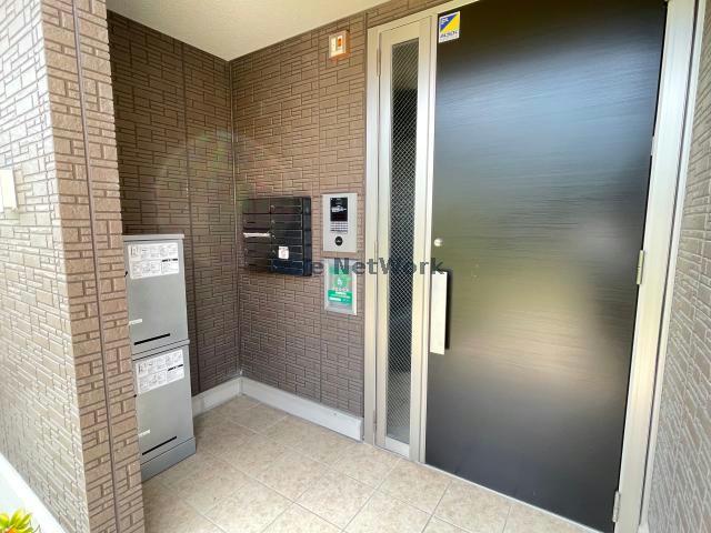 エントランス　エントランス部分