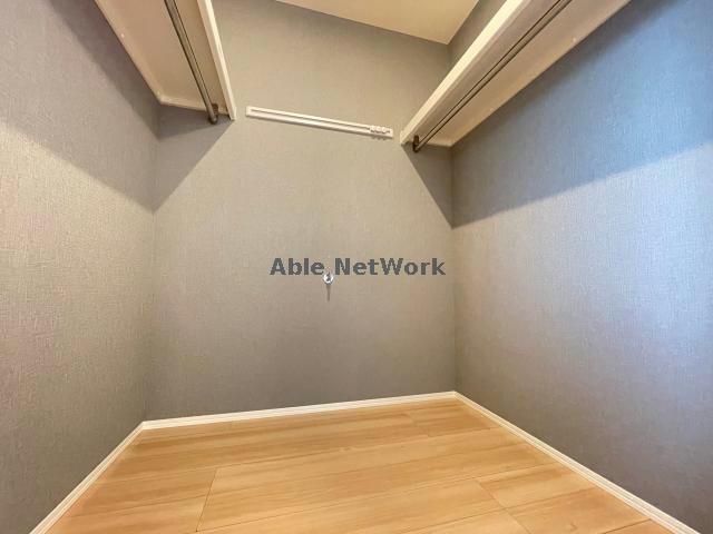 収納　ウォークインクローゼット