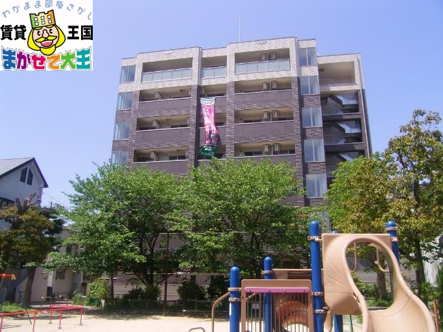 建物外観　外観写真（昼）