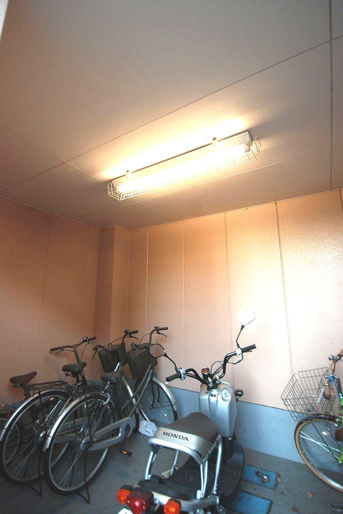 その他共有部分　駐輪場は敷地内で安心(^^)/