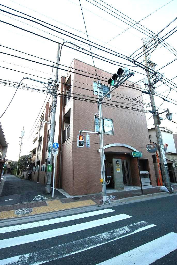 エントランス　管理良好です(^^)/