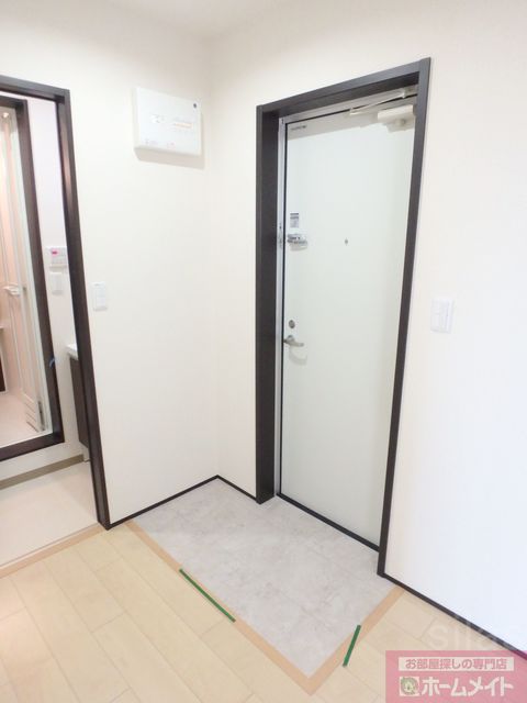 玄関　同型施工例。
