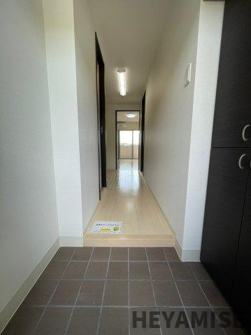 玄関　※同間取りの別の階のお部屋の画像です※