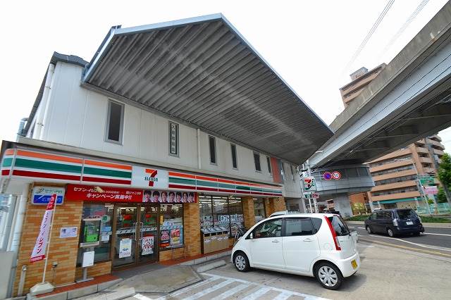 コンビニ　セブンイレブン広島古市2丁目店（コンビニ）まで87m