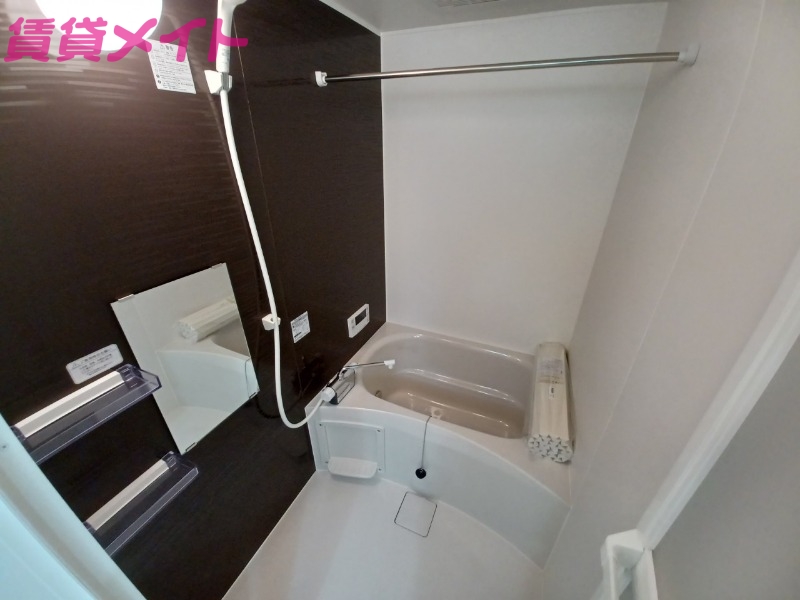 バス・シャワールーム　別部屋参考写真です