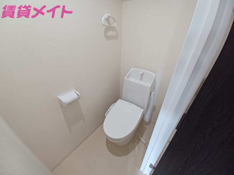 トイレ　別部屋参考写真です