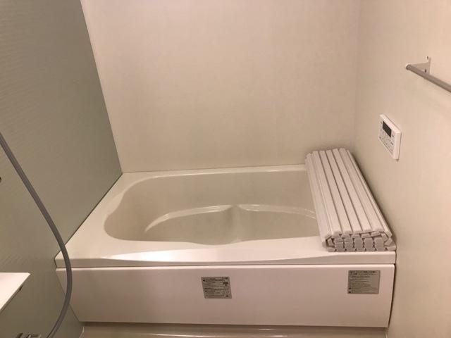 バス・シャワールーム　バスルーム