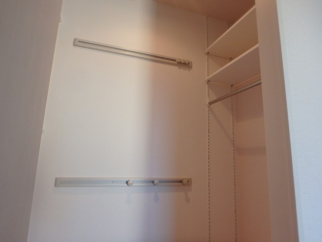 収納　同物件反転部屋参考写真
