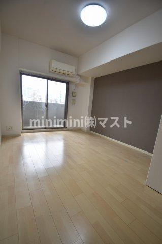 その他部屋・スペース　角部屋は小窓有り