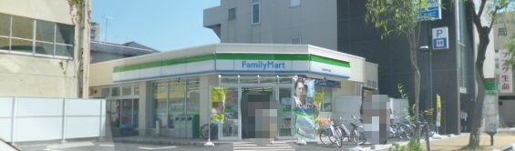 コンビニ　ファミリーマート新潟医学町通店（コンビニ）まで413m