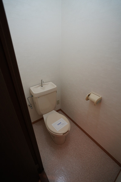 トイレ　同じ建物の別なお部屋