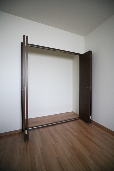 収納　同じ建物の別なお部屋