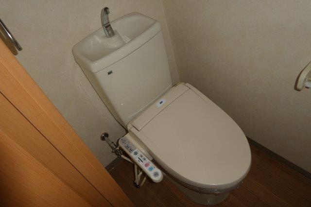 トイレ　ウォシュレット