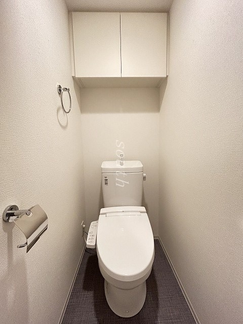 トイレ　部屋・階数により室内カラーが異なります