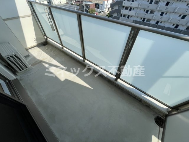 玄関　同タイプのお部屋の写真。現況を優先します。