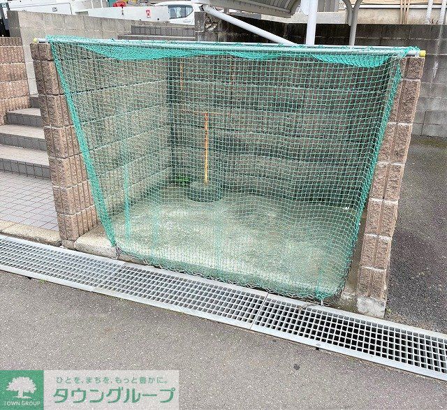 その他　専用ゴミ置き場