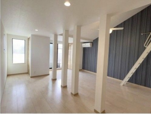 居室・リビング　※別部屋参考写真※