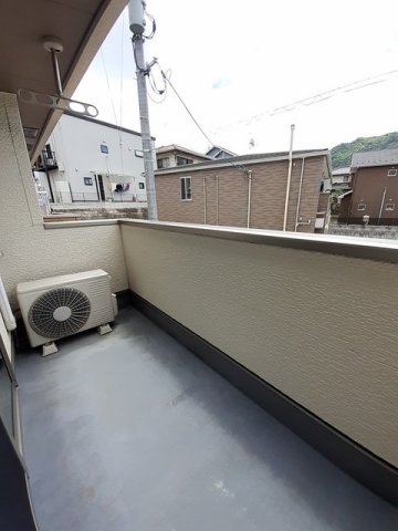 バルコニー　お洗濯にも便利なバルコニー付き