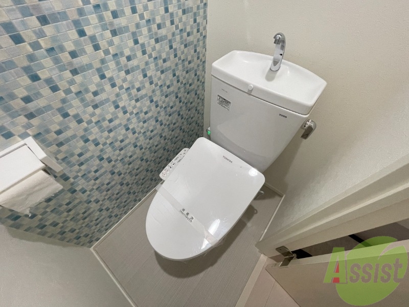 トイレ　トイレは温水洗浄便座なので、快適にお使い頂けます。