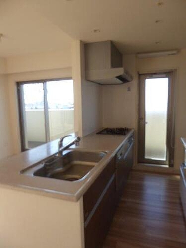 キッチン　システムキッチン