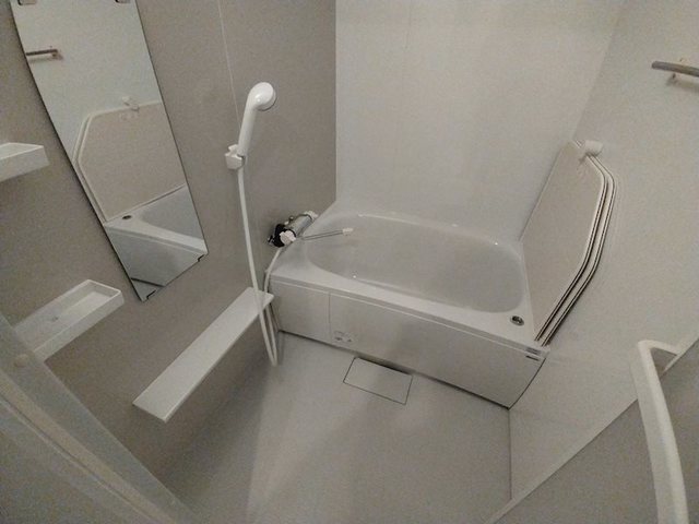 バス・シャワールーム　バスルーム