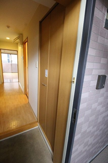 玄関　★お部屋探しは株式会社タウンハウジング東京まで★