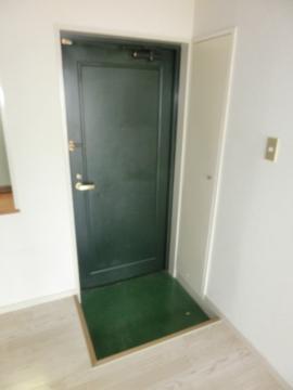 玄関　玄関内