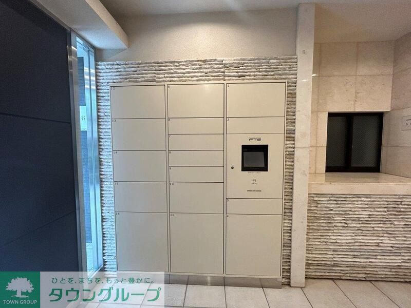 エントランス　エントランス