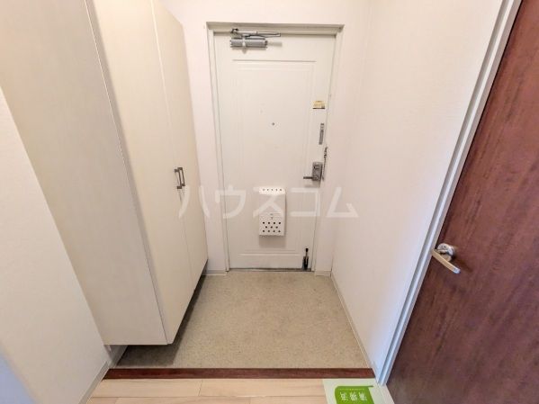 第六サンハイツ大森の玄関写真