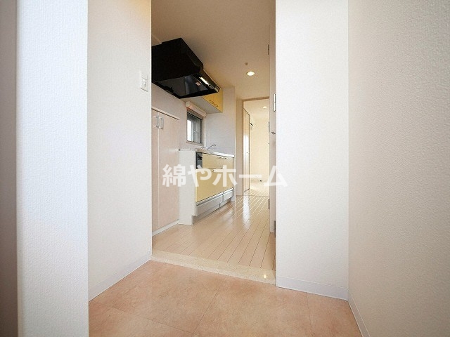 玄関　収納もある玄関です