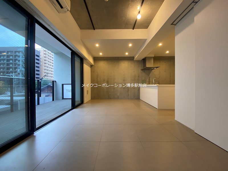 居室・リビング　※写真は棟内別部屋参考写真