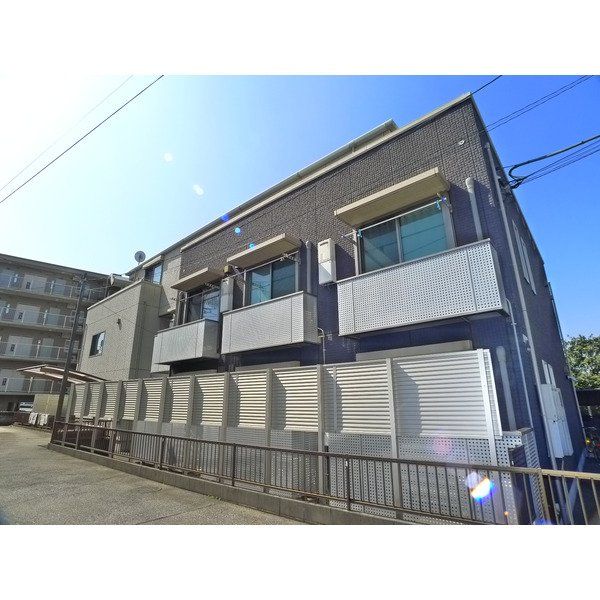 建物外観　2007年3月築